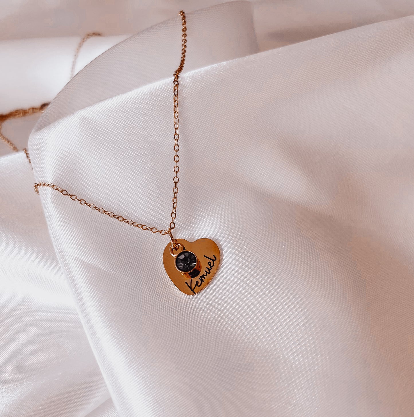 Custom heart name necklace